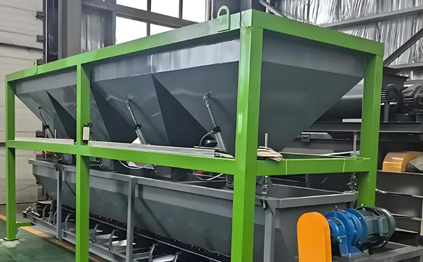 科技賦能 有機(jī)肥自動(dòng)配料系統(tǒng)使肥料均勻配比